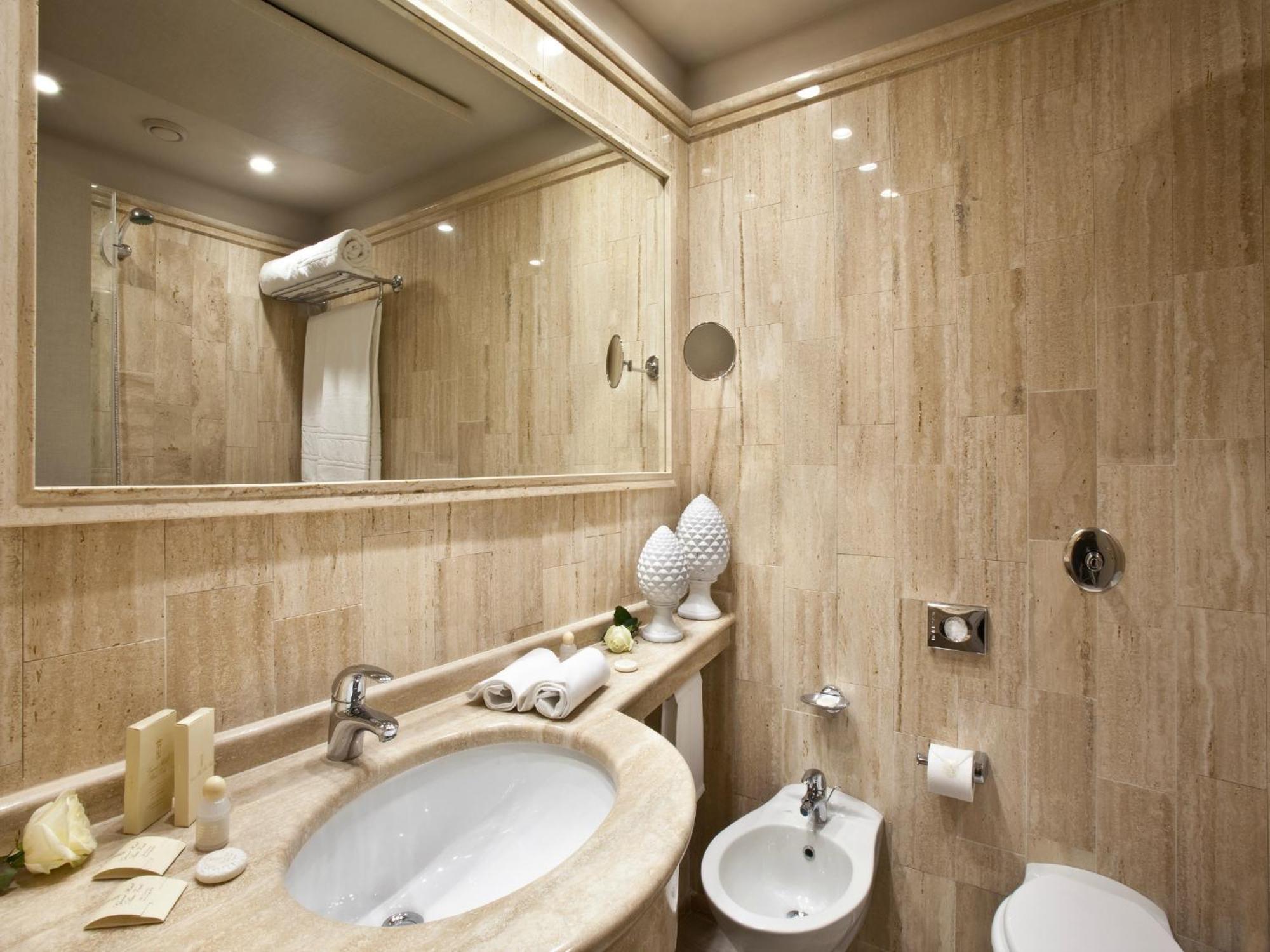 Standard Double or Twin Room Sea View